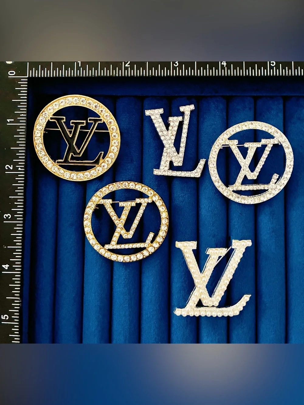 Lot 5 Logo Brooch Pin Clear Rhinestone Pearl Gold Silver Tone